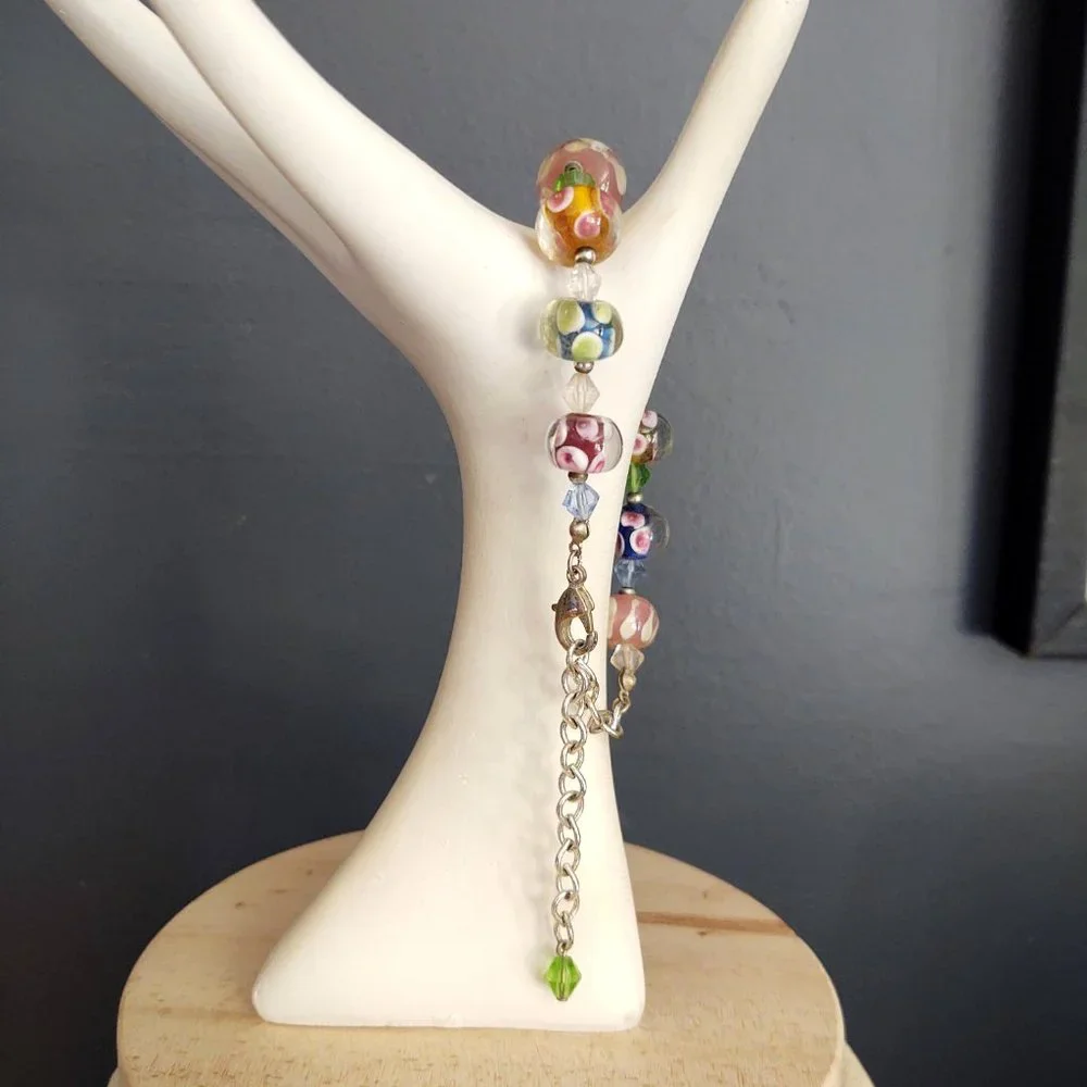 Arty glass and crystal bead bracelet - Picture 4 of 14